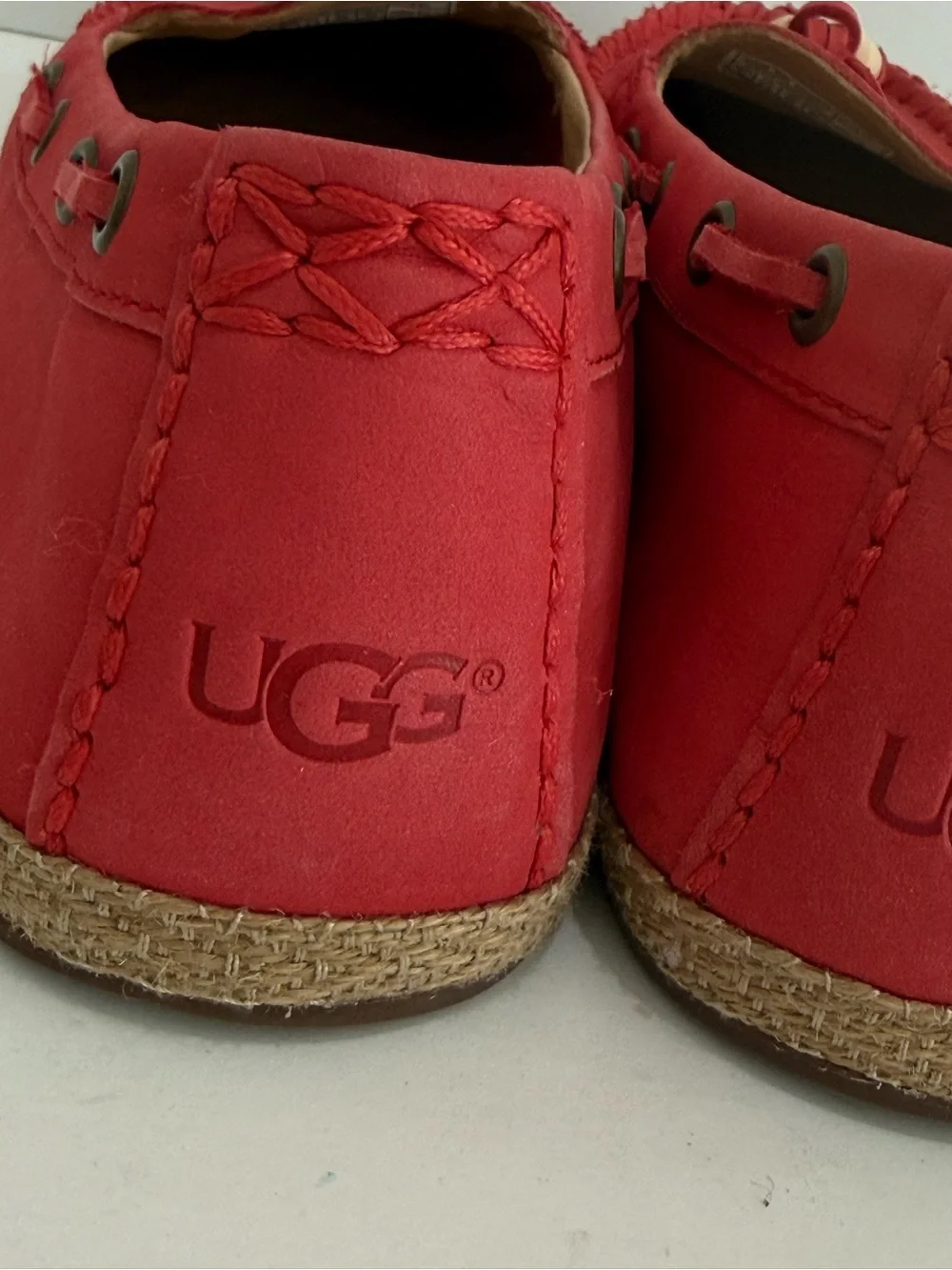 UGG nwot chivon